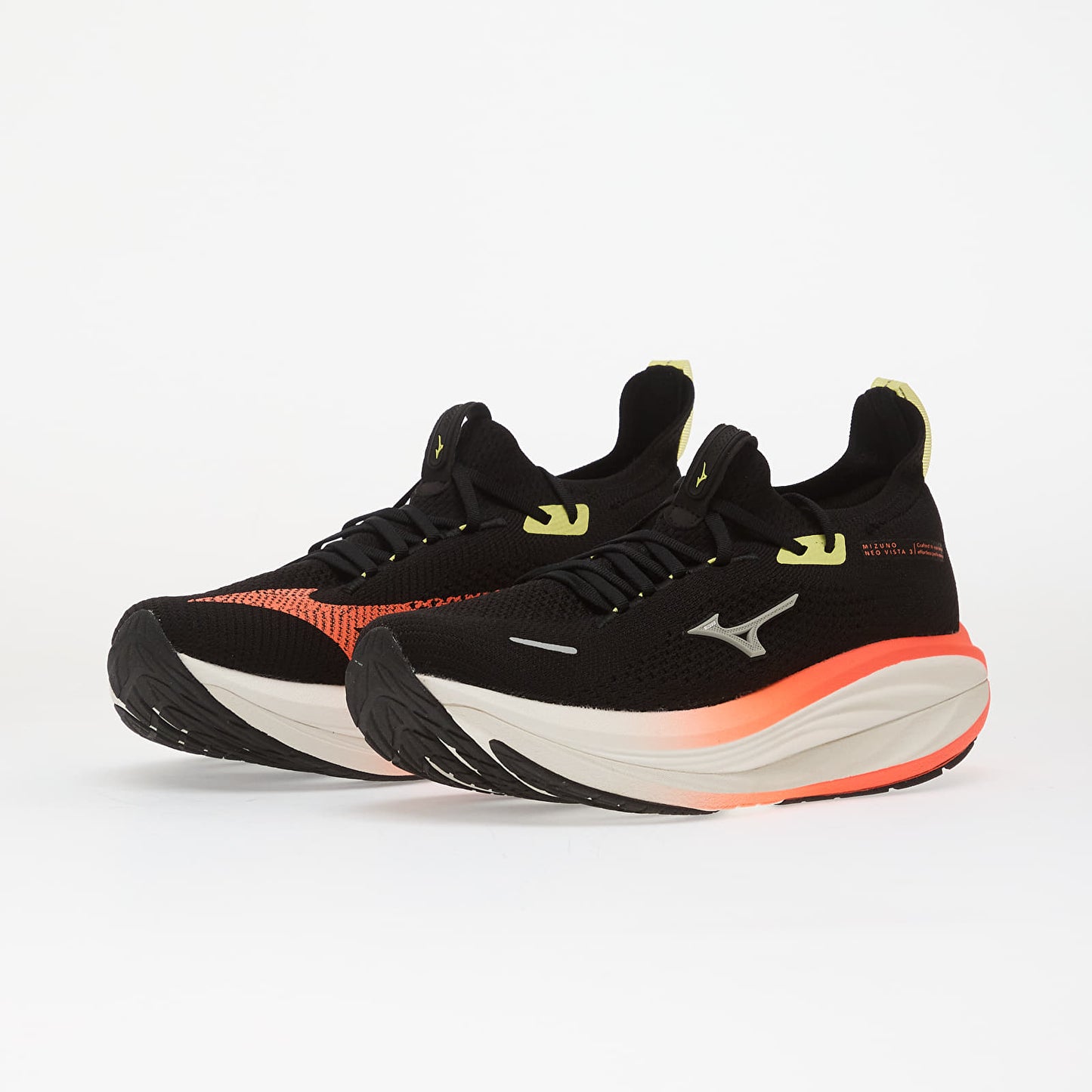 Mizuno Neo Vista 3