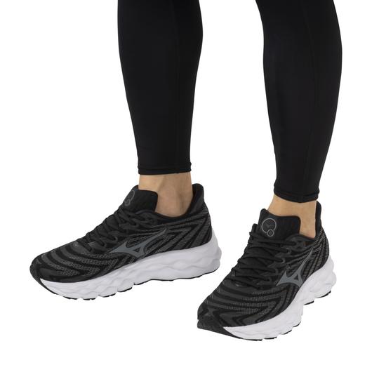 Men's Wave Sky 8 Running Shoe