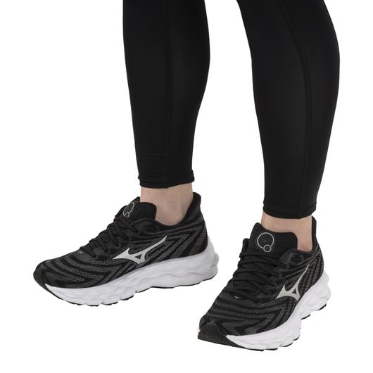 Women's Wave Sky 8 Running Shoe