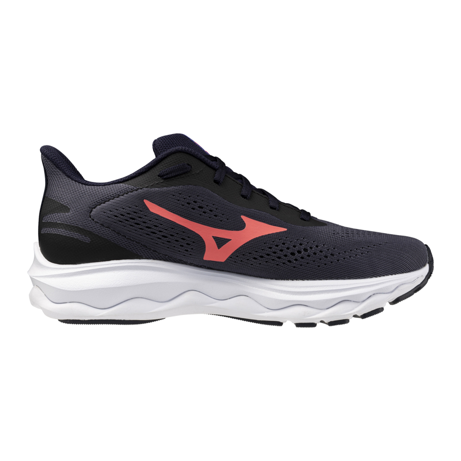 Women Running Mizuno Wave Serene 2